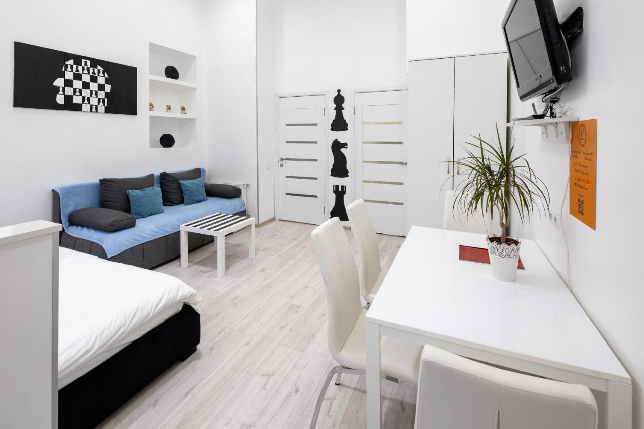 Bv Apartments Black And White إلفيف المظهر الخارجي الصورة