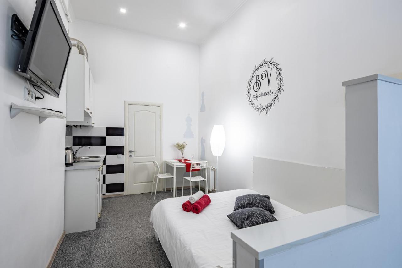Bv Apartments Black And White إلفيف المظهر الخارجي الصورة
