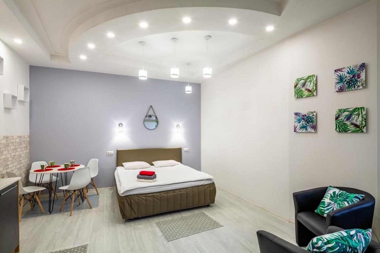 Bv Apartments Black And White إلفيف المظهر الخارجي الصورة